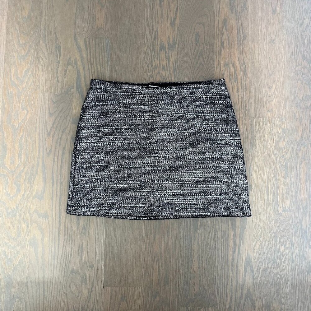 Bailey 44 Gray/Silver Textured Knit Mini Skirt – Size Medium